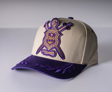 Load image into Gallery viewer, Omega Psi Phi Oversize Que Patch Snapback Hat – Bay Leaf Brim
